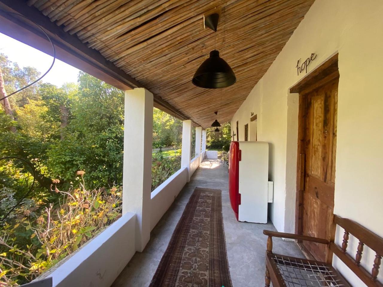 The Riverdeck Accommodation And Backpackers Knysna Zewnętrze zdjęcie