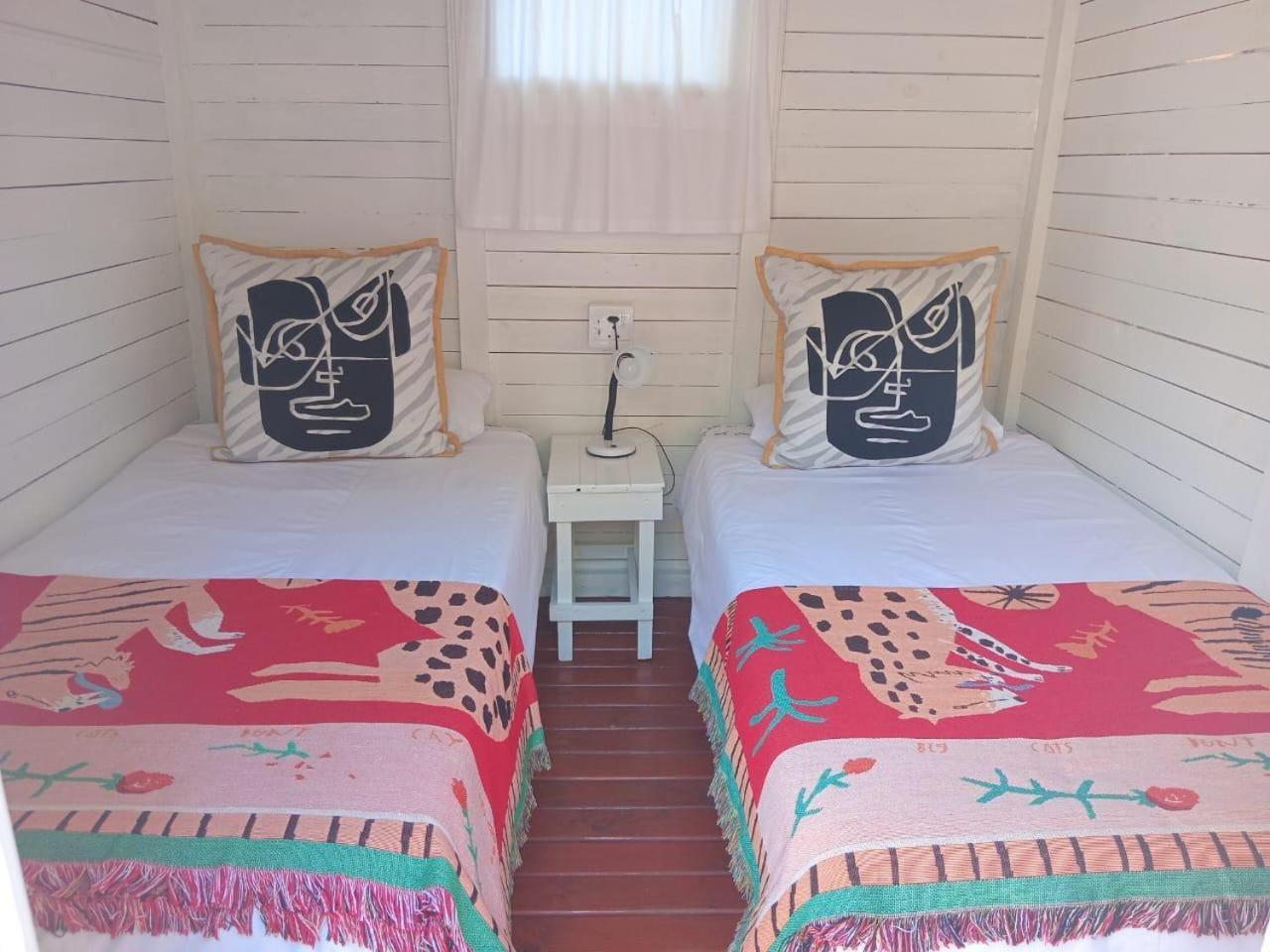 The Riverdeck Accommodation And Backpackers Knysna Zewnętrze zdjęcie